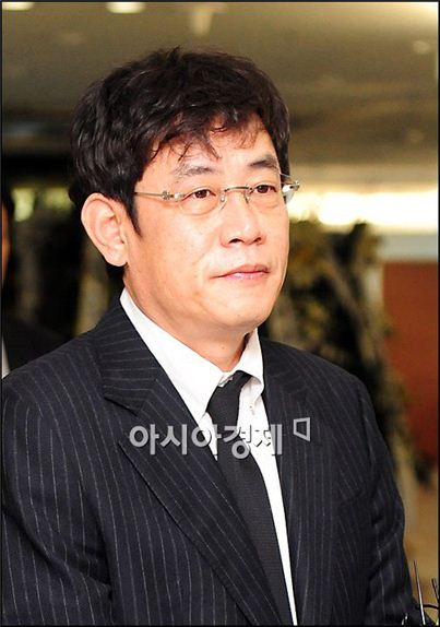 이경규, 골프 회동 사과…네티즌 갑론을박 "만만한게 연예인"