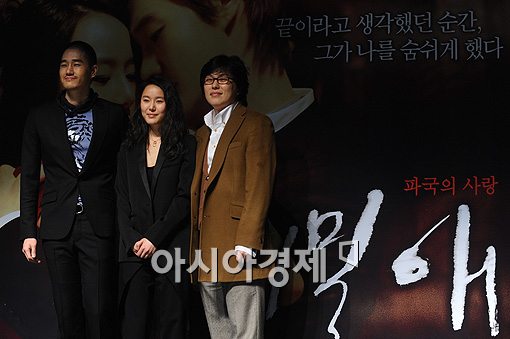 [포토]포토타임 갖는 '비밀애' 주역들