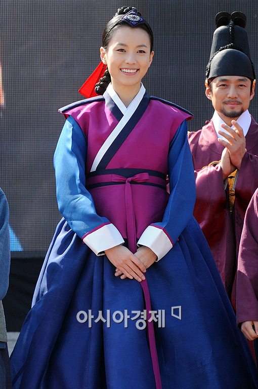 [포토]한효주 '총명하고 마음착한 동이에요'