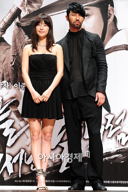 [포토]차승원-한지혜 '사랑하는 사이에요'