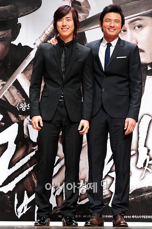 [포토]황정민-백성현, 스승과 제자