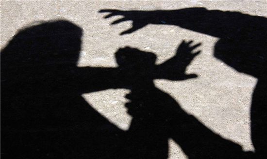 위기의 가출청소녀들…10명 중 4명 "성폭력 피해"