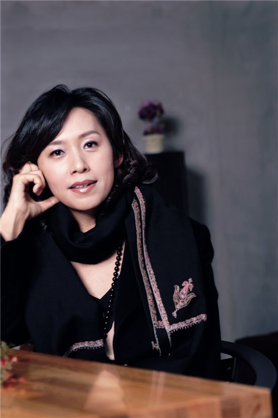 노무현 시민학교 교장에 유정아, 이력 살펴보니…