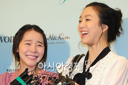 [포토]소이-정려원 '저희도 결혼하고 싶어요'