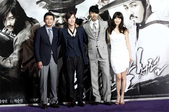 The cast of "Blades of Blood" from left to right: Hwang Jung-min, Baek Sung-hyun, Cha Seung-won and Han Ji-hye [Movie Production company Haneul]