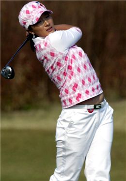 박세리, 3년만에 LPGA  우승 (1보)