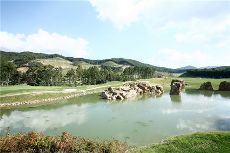 [골프三매경] "막걸리에 취하고, 경치에 취하고" 포천힐스