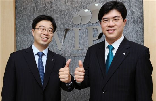 사진 왼쪽이 최준철 대표, 오른쪽이 김민국 대표