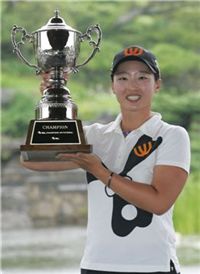 홍란 "제대로된 우승 보여주겠다~"