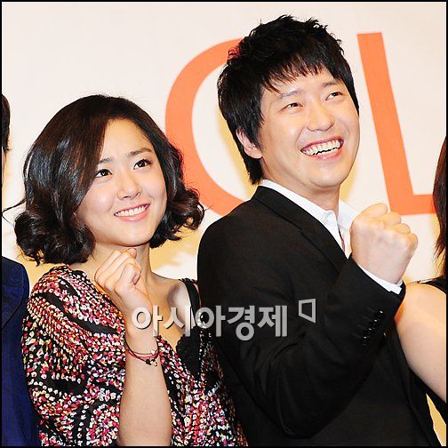 [포토]문근영-엄기준 '너무 다정해'