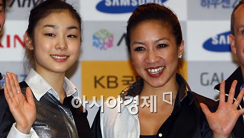 [포토]'피겨여왕'과 '피겨전설'의 만남