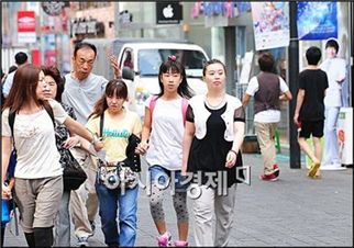 일본 관광객 한국행 취소 속출 약25% 감소