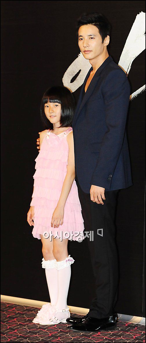 [포토]김새론-원빈 '안어울리듯, 어울리는 커플'