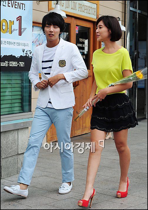 [포토]윤시윤-황정음 '고사2 대박나겠지?'