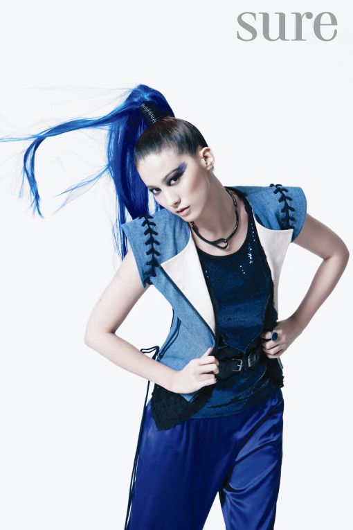 유인영, '신비로운 팜므파탈' 파격 화보