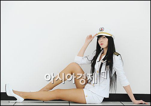 [포토]레이싱걸 정세온, 빛나는 꿀벅지