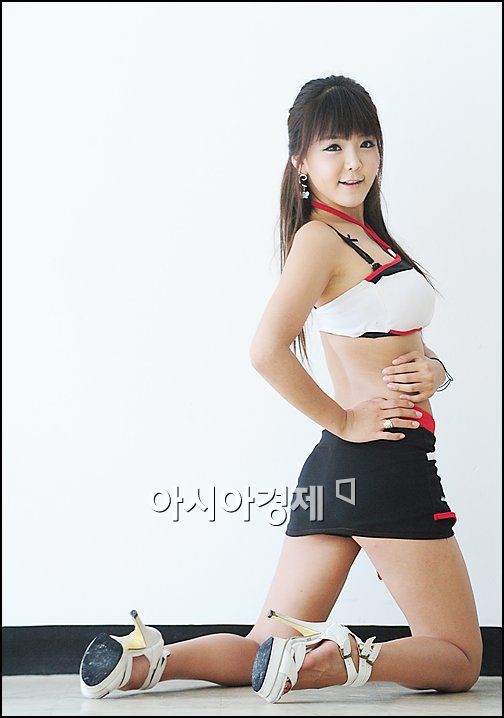 [포토]레이싱걸 황리아, 숨막히는 뒤태