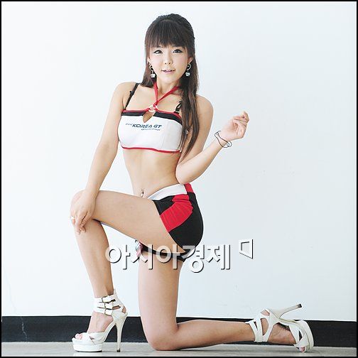 [포토]레이싱걸 황리아, 숨막히는 뒤태