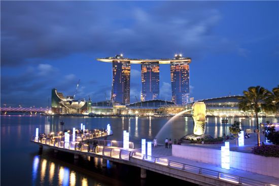 쌍용건설이 건축한 '마리나 베이 샌즈 호텔'은 싱가포르의 랜드마크로 자리매김했다.