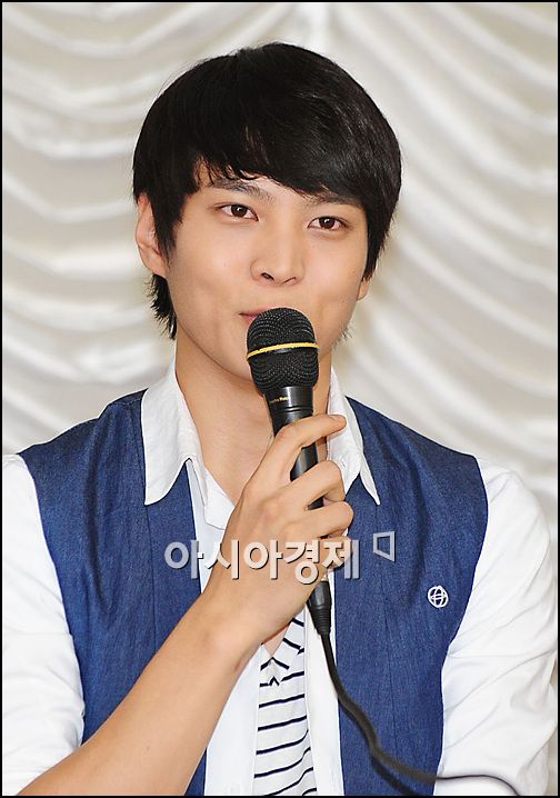 [포토]포즈 취하는 주원