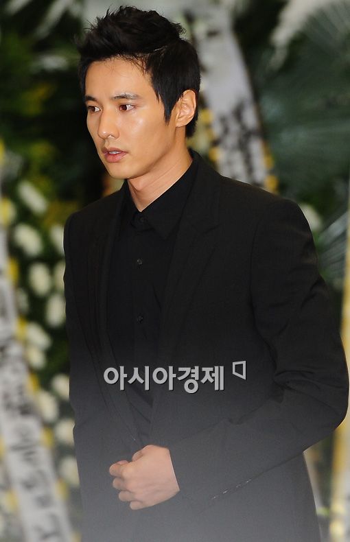 [포토]원빈 '어떻게 이런일이'