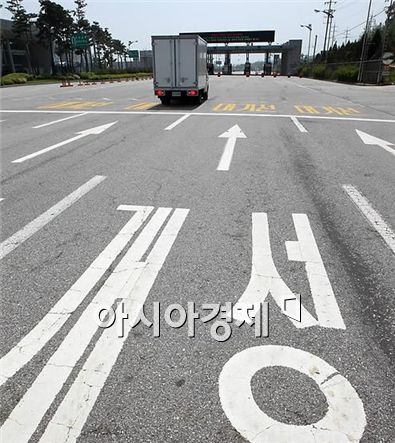 파산의 먹구름 몰려드는 개성공단