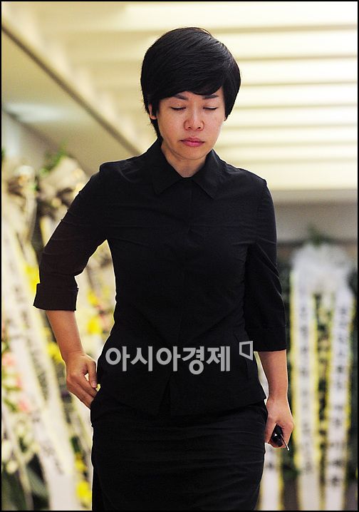 [포토]김미화, 故 앙드레김 빈소 찾아