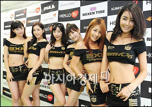[포토]팀106 레이싱걸 '누가 제일 예뻐요?'