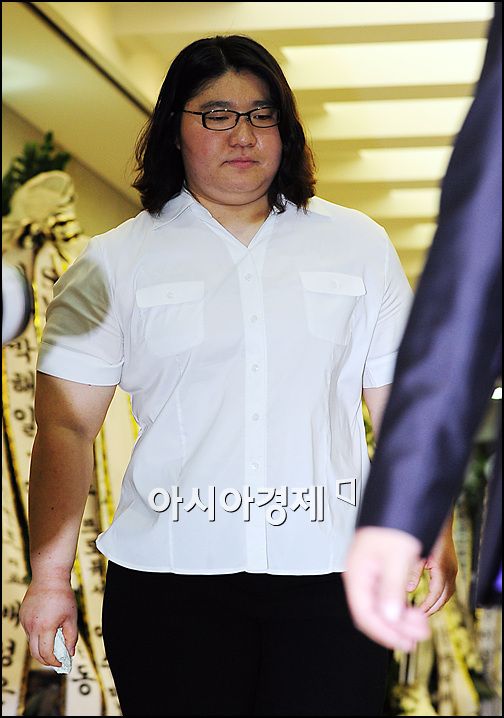 [포토]장미란, 故 앙드레김 빈소찾아 조문