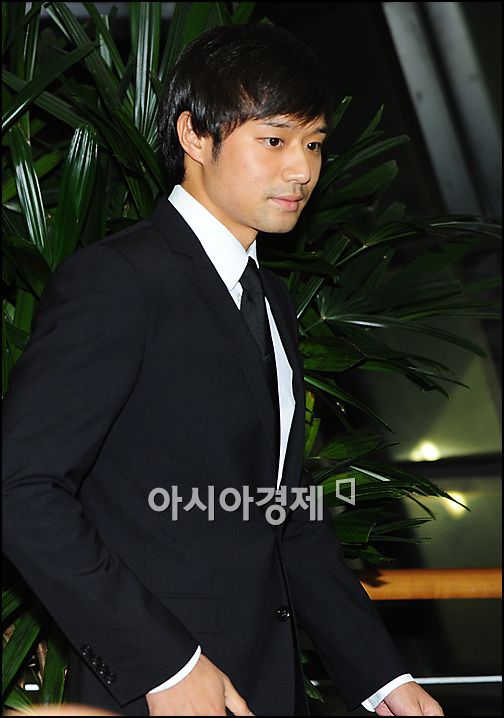 [포토]천정명 '아! 앙드레김 선생님'