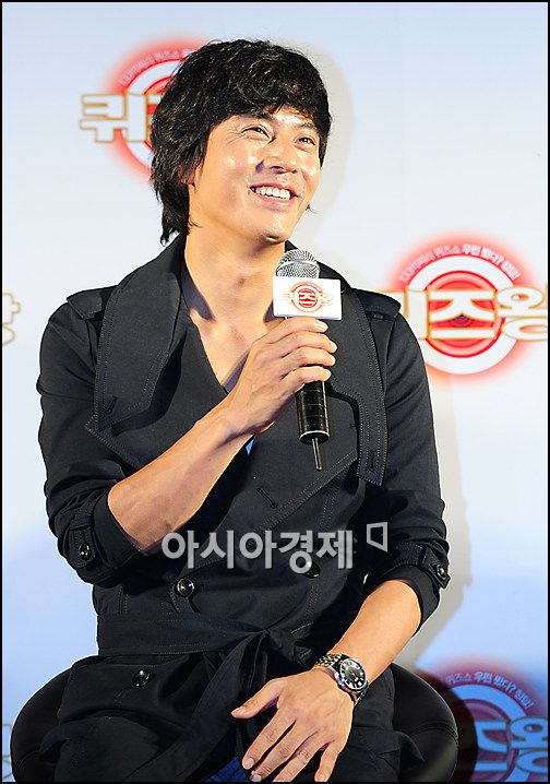 [포토]한재석 '퀴즈왕으로 돌아왔어요'