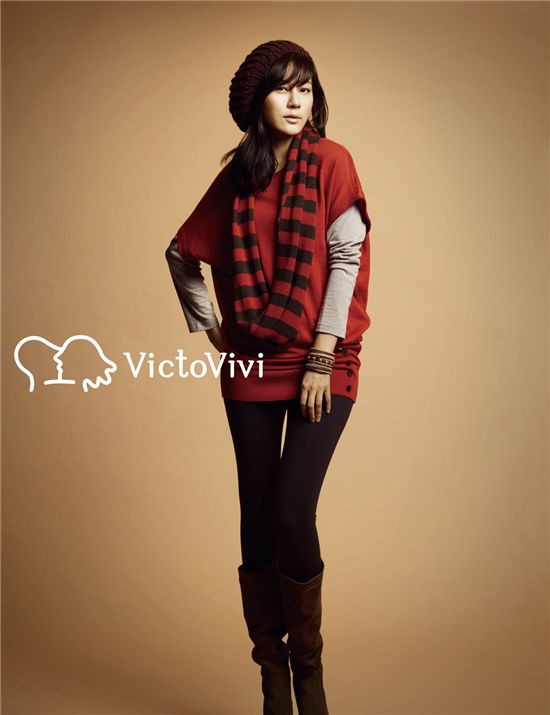 김하늘, 가을 여인 변신 속 감춰지지않은 각선미