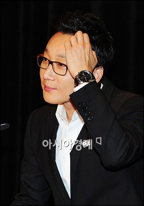 [포토]이휘재 "과거 '이바람' 이야기는 쑥스럽네요"