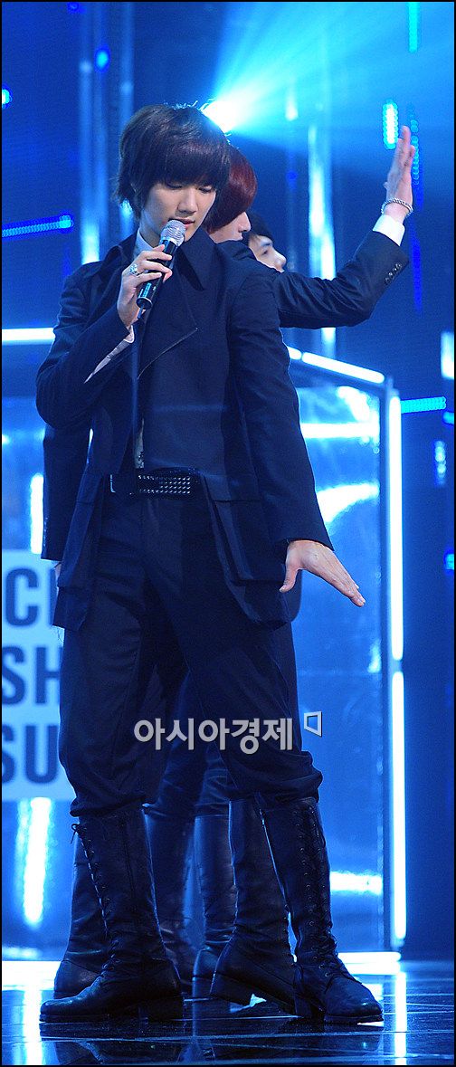 [포토]초신성 건일 '멋있죠?'