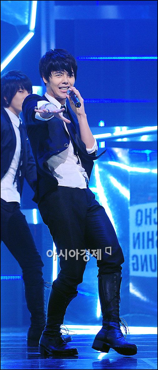 [포토]초신성 지혁, 빠져들것 같은 눈빛