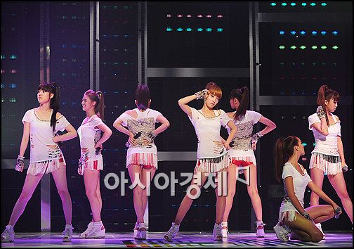[포토]레인보우 '누구 복근이 최고?'