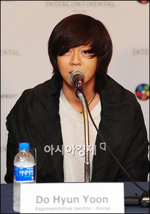 [포토]윤도현 '아시아판 스파이스걸스 만들어요'