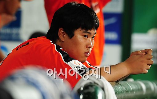광저우 아시안게임 야구대표팀 조범현 감독은 대만전 선발투수로 류현진을 마운드에 올린다.  