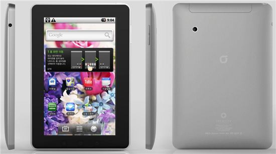 KT가 국내 최초로 선보인 안드로이드 기반 태블릿PC '아이덴티티 탭'