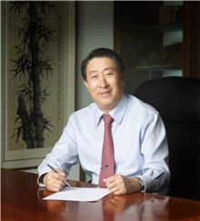 문규영 아주그룹 회장
