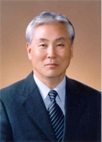 서울대 발전기금 부이사장 이명철 교수 취임