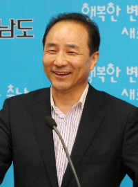 김명곤 전 문화관광부 장관.
