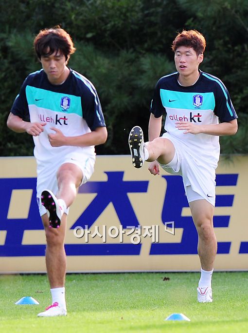 [이란전]지성-주영-청용 최전방 삼각 편대 '출격'