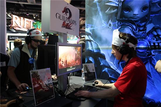 [PAX2010]전세계  게임 사용자 '팍스2010'에 '로그온'