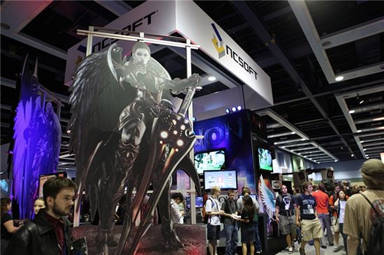 [PAX2010]전세계  게임 사용자 '팍스2010'에 '로그온'