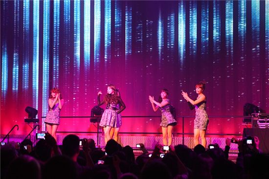 [PAX2010]전세계  게임 사용자 '팍스2010'에 '로그온'