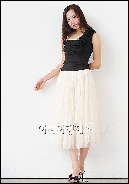 신인 배우 백은아 "법조계 대신 택한 연예계, 꼭 성공해야죠"(인터뷰)
