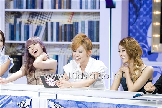 Secret's Jun Hyo-seong, Zinger and Song Ji-eun [Lee Jin-hyuk/10Asia]