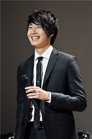 Actor Jung Il-woo at his fan meeting held at the Broadhall in Seoul, South Korea on September 5, 2010. [N.O.A Entertainment]