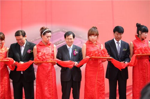 [포토] 금호석유화학, 中 고급 건자재 시장 공략